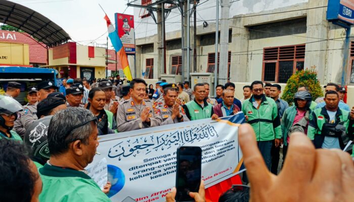 Ratusan Ojol Binjai Gelar Aksi Damai Doakan Almarhum Affan