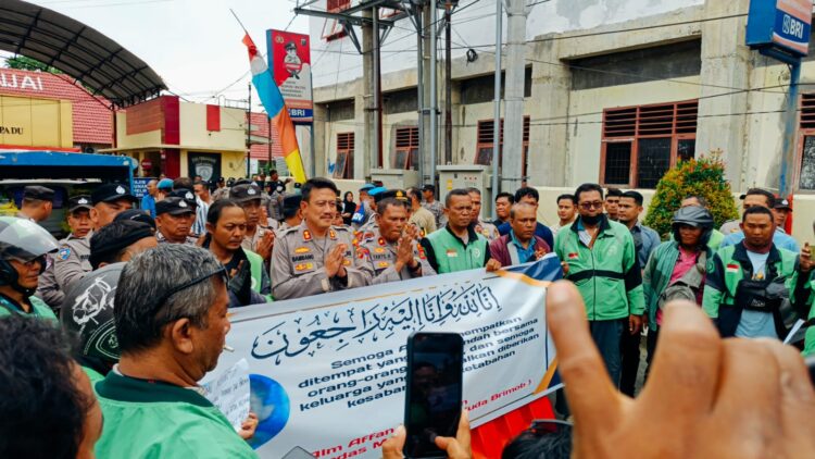 Ratusan Ojol Binjai Gelar Aksi Damai Doakan Almarhum Affan