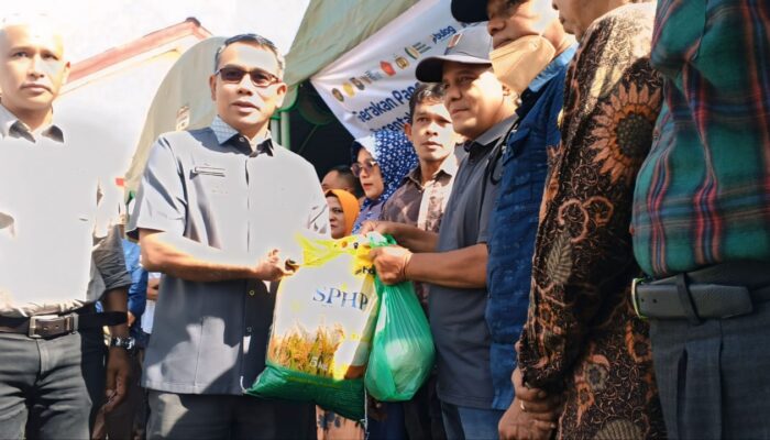 Pemkab Pidie Gelar Gerakan Pangan Murah Di Kantor Camat Peukan Baro