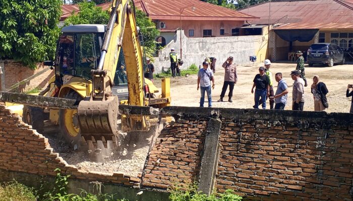 Pertamina EP Akhirnya Eksekusi Pagar Beton Milik Warga Yang Berada Di Area Trunk Line