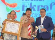 Ketua Kwarcab Aceh Tamiang Terima Penghargaan Serambi Ekraf Awards 2025