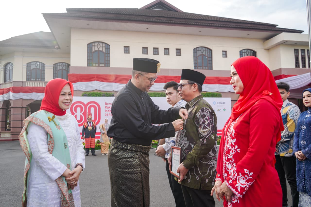 PTPN IV Regional I Dan II Kukuhkan Semangat Kebersamaan Di Upacara HUT Ke-80 RI