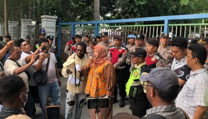 5000 Ton Pipa Besi Asal Papua Ditahan, Pelindo Regional 1 Beri Klarifikasi