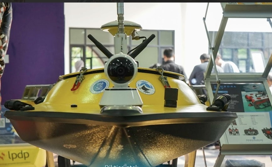 Robot Bawah Air Buatan ITB dan Robomarine Hadir di KSTI 2025