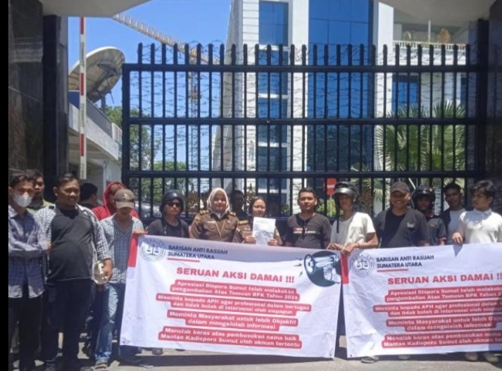 Aksi Damai BARA-SU Dukung Perjuangan Lawan Korupsi
