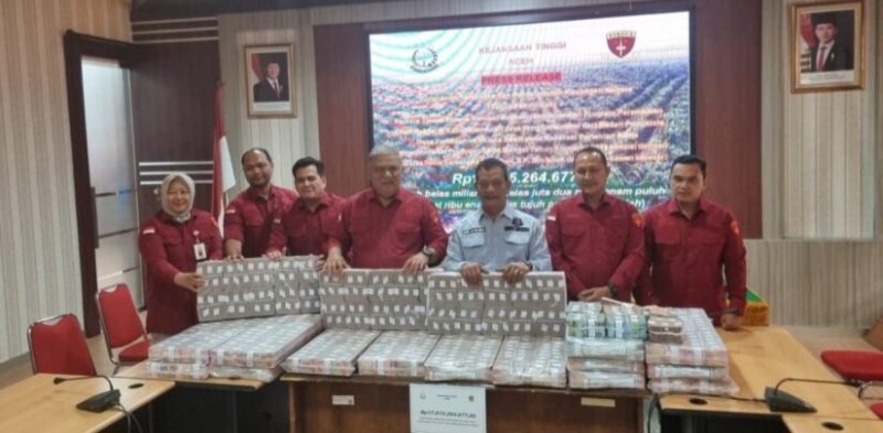 Kejati Tahan Sekda, Mantan Kadis Dan Anggota DPRK Aceh Jaya, Sita Uang Rp17 Miliar
