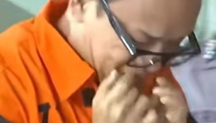 Kenakan Rompi Orange, Wamenaker Noel Menangis Jadi Tahanan KPK