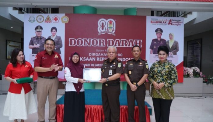 Sambut Harlah Kejaksaan, Kejatisu Gelar Donor Darah