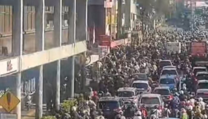 TNI AD Dan AL Diterjunkan Dinginkan Massa Buntut Meninggalnya Affan