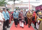 Kahiyang Ayu Kunjungi Palas