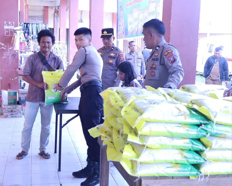 10 Ton Beras SPHP Terjual di Gerakan Pangan Murah Tapteng