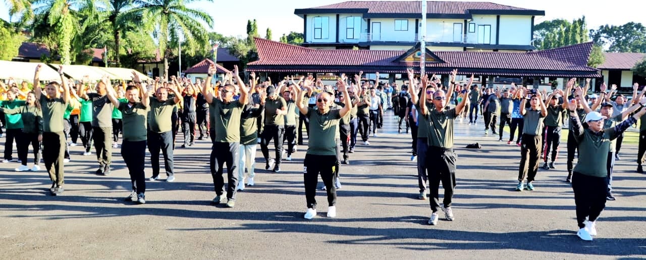 Bupati Simalungun Olahraga Bersama Danrem 022/PT