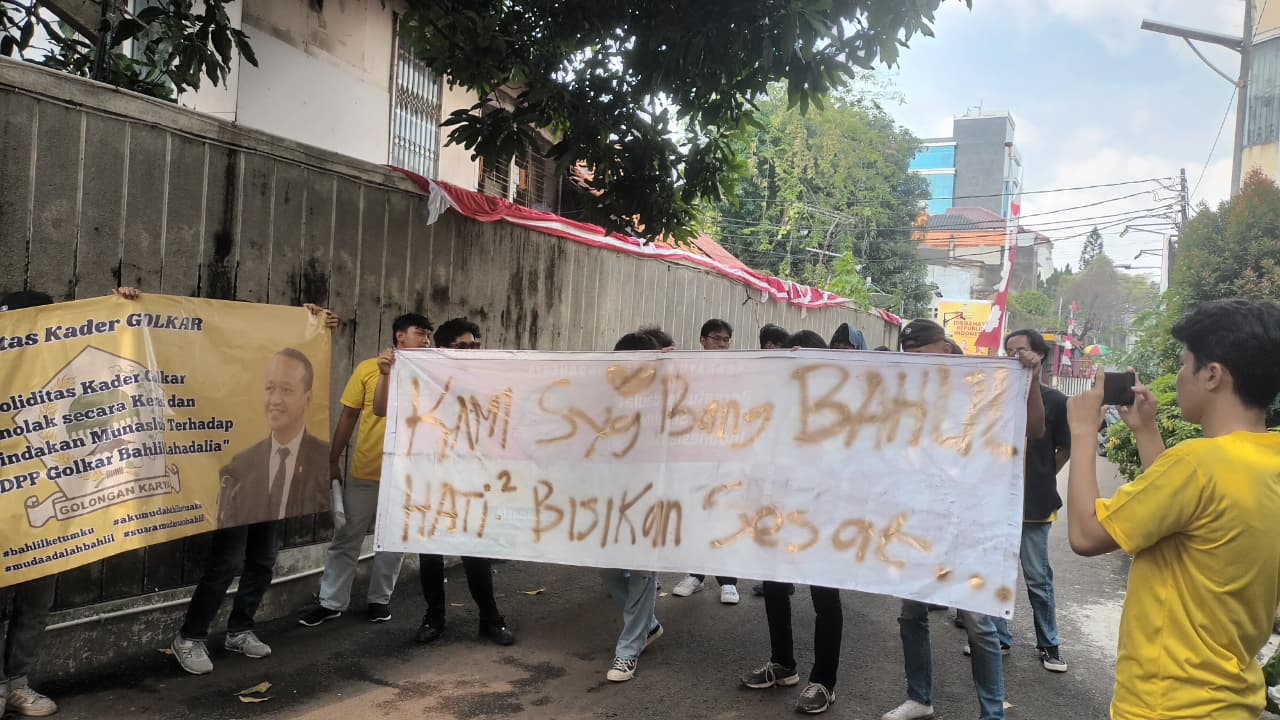 SGK Sebut Ada Pembisik Sesat Untuk Dongkel Ketum Golkar