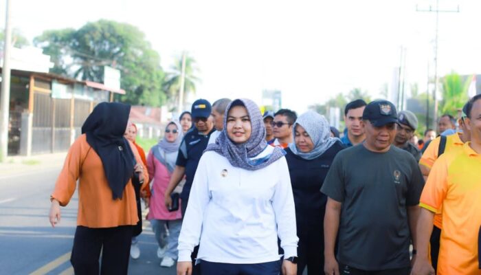 1000 Peserta Meriahkan Jalan Santai Sambut HUT Ke-80 RI