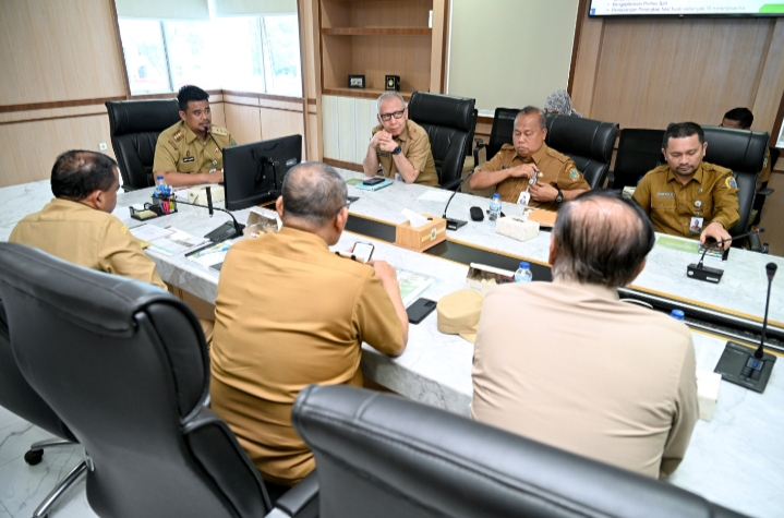 Gubsu  Serius Tangani Hama Lalat Buah