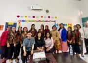 Tim PkM UHN Tingkatkan Kompetensi Teknologi Pembelajaran Guru -guru SD Melbourne