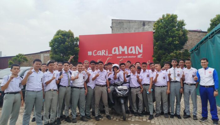 Honda Terus Edukasi Pelajar #Cari_Aman