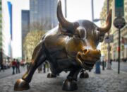 Wall Street Pecah Rekor, Pasar Yakin The Fed Akan Turunkan Suku Bunga