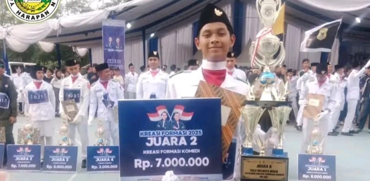 Tim Paskibra SMA Harapan 3 Juara 2 Kategori Kreasi Formasi Komedi Piala Walikota Medan