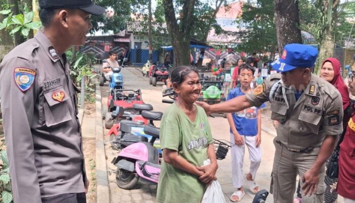 Sat Binmas Polres Pematangsiantar Dampingi Dinsos P3A Tertibkan Gepeng