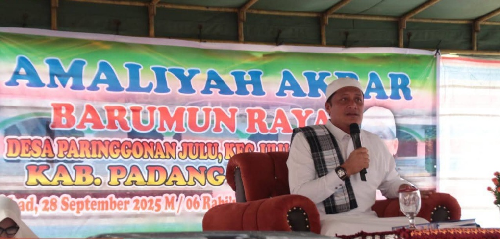 Wabup Padanglawas Ajak Ribuan Jamaah Pererat Silaturahmi Di Amaliah Akbar