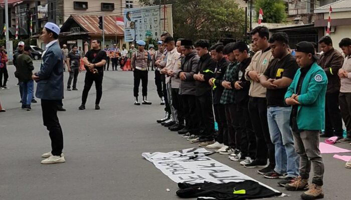 Ratusan Massa Di Takengon Gelar Shalat Gaib untuk Korban Demo Jakarta, Tuntut Proses Hukum Terbuka