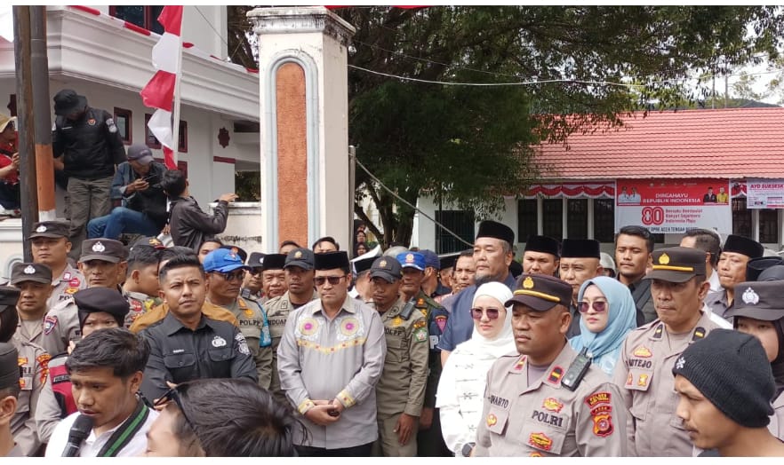 AGM Berlanjut Unjuk Rasa Ke Gedung DPRK Aceh Tengah