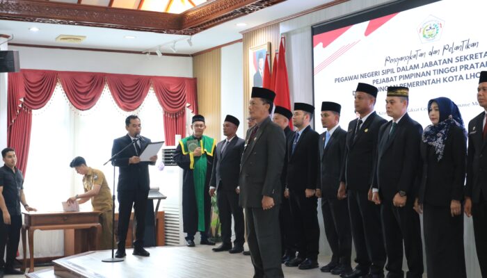 Sekda Dan 11 Pejabat Tinggi Pratama Lhokseumawe Resmi Dilantik