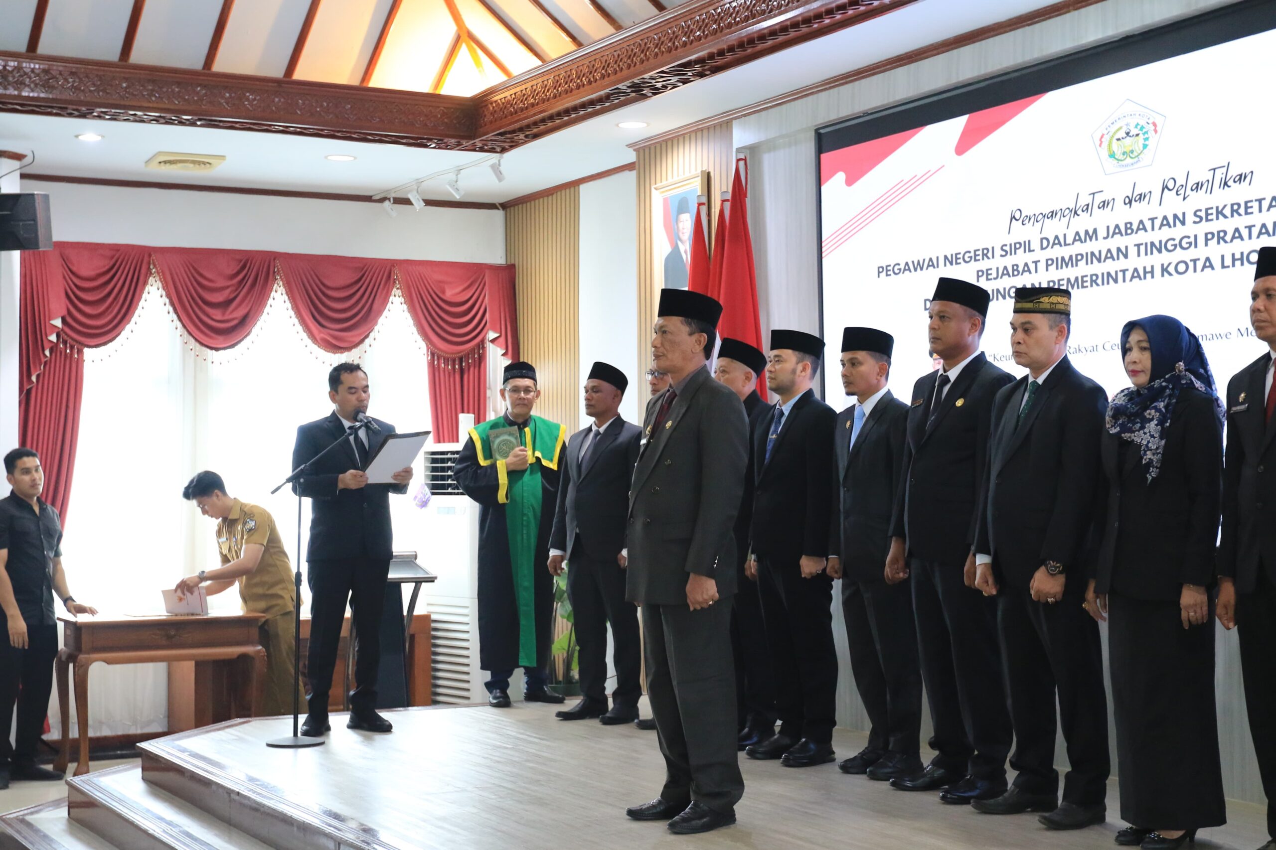 Sekda Dan 11 Pejabat Tinggi Pratama Lhokseumawe Resmi Dilantik