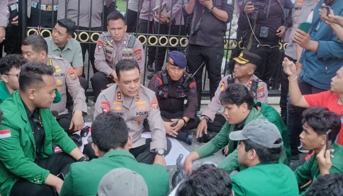 Mahasiswa Desak Kapolda Sumut Mundur