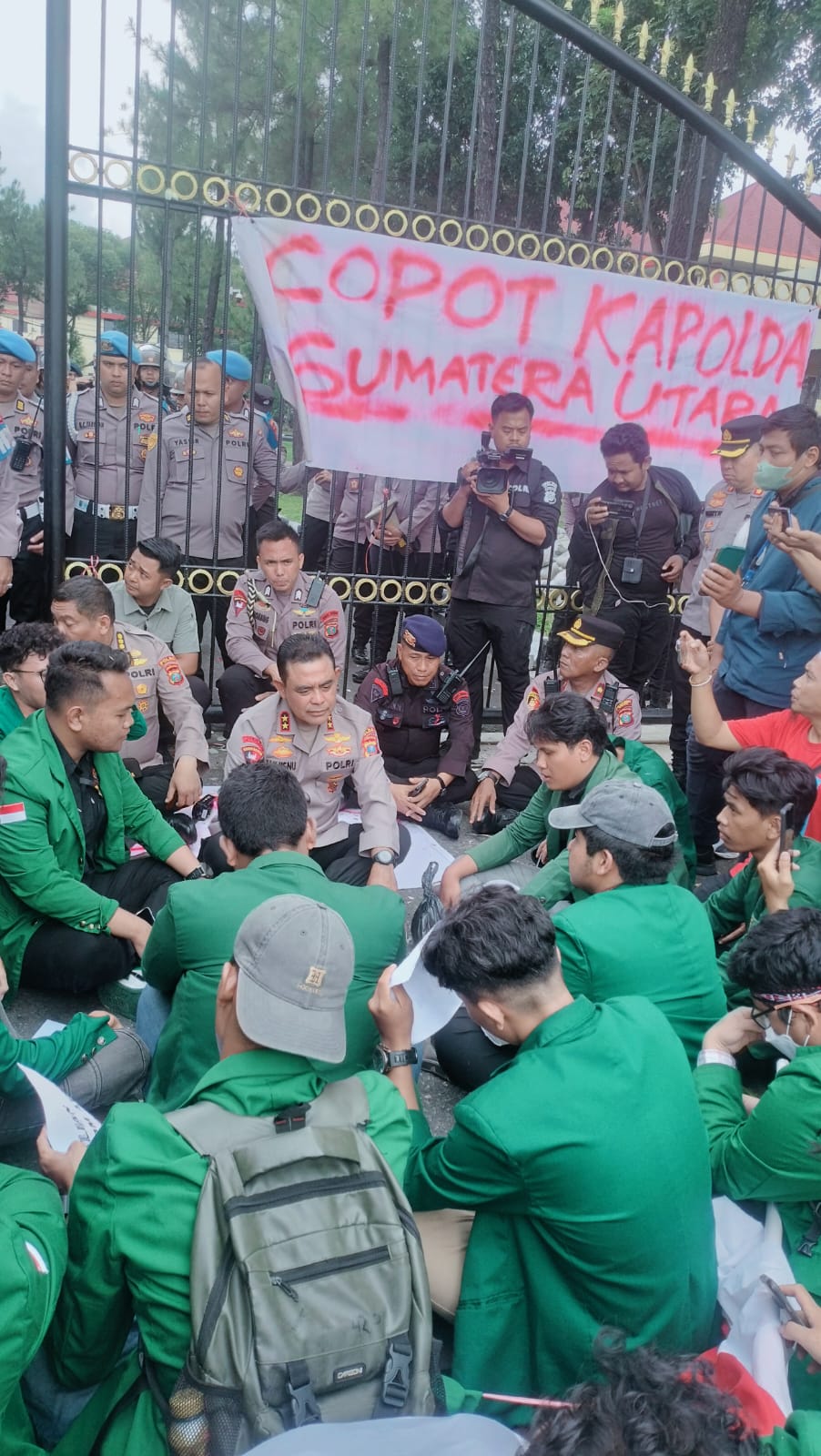 Mahasiswa Desak Kapolda Sumut Mundur