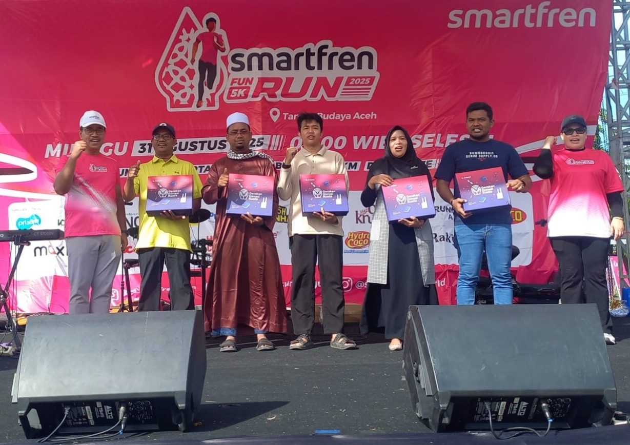 Perluas Area Layanan Data XLSMART, Smartfren Fun Run 2025 Meriahkan Aceh