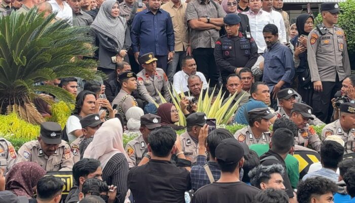 Kapolda Aceh Turun Langsung Kawal Demo Di DPRA