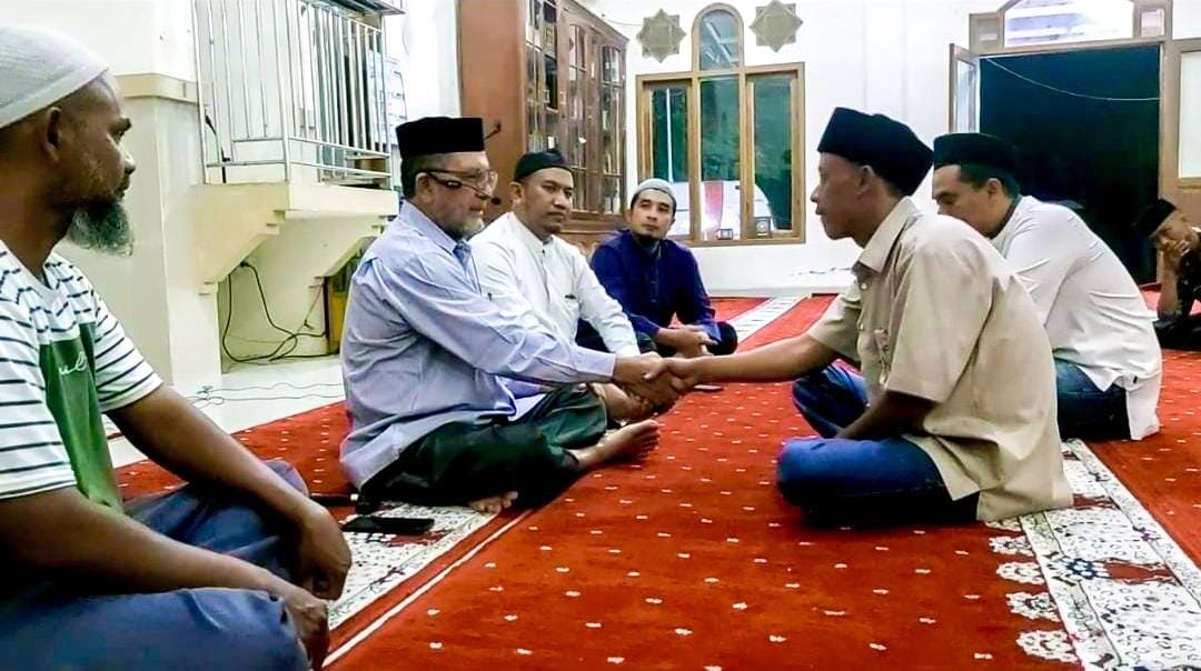 Pemuda Pematang Siantar Ucapkan Syahadat Di Masjid Dewan Dakwah Aceh