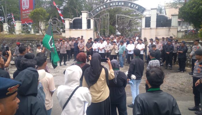 HMI Geruduk DPRK Nagan Raya, Tuntut Beberapa Poin Krusial