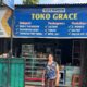 Dari sebuah rumah sederhana di Jalan Teratai No. 21, Sarirejo, Medan, perjalanan Ibu Kamida Boru Simanjuntak dimulai. Bersama suaminya, ia membuka toko kecil yang menjual sepatu dan tas dengan nama “Toko Grace”.