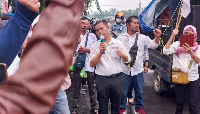 Massa Demo Soroti Biaya Perjalanan Dinas Ketua DPRD Deliserdang