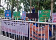 Buruh Demo Kantor Bupati Deliserdang Tuntut Kenaikan Upah Dan Soroti Perusahaan Outsourcing