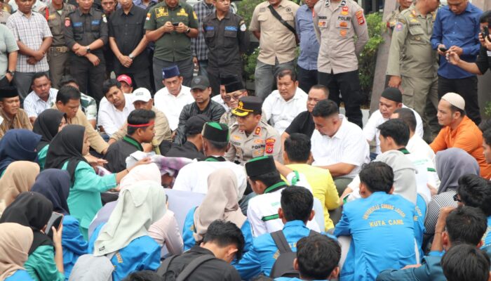 Kapolres Agara Dan DPRK Duduk Bareng Mahasiswa
