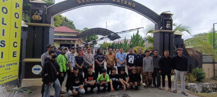 Bupati dan Wabup Sergai Tampung Aspirasi Mahasiswa Dalam Aksi Damai