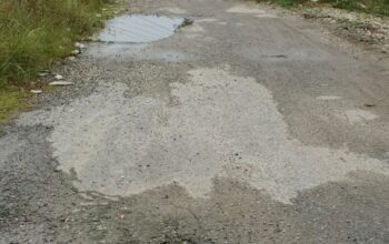 Tarif PBB Meroket, Tapi Ruas Jalan Di Besitang Puluhan Tahun Dibiarkan Rusak