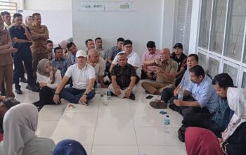 Pasca Demo, DPRD Madina Temui Pedagang Di Pasar Baru Panyabungan