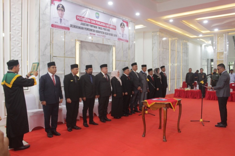 Bupati Safar Ambil Sumpah 11 Pejabat Eselon II Pemkab Abdya