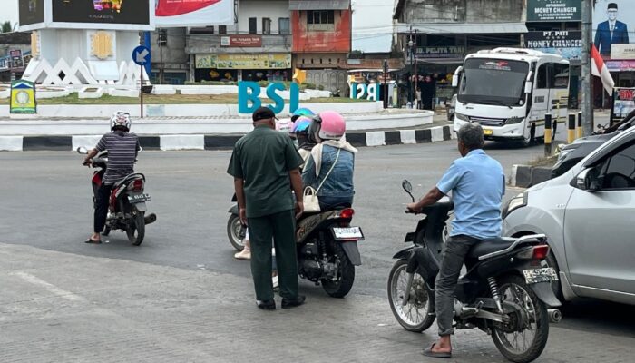 Satpol PP Dan WH Aceh Besar Gelar Patroli Ketertiban Umum dan Pengawasan Syariat Islam