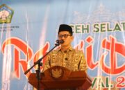 Bupati Aceh Selatan H. Mirwan Resmi Buka Festival Rapai Debus 2025