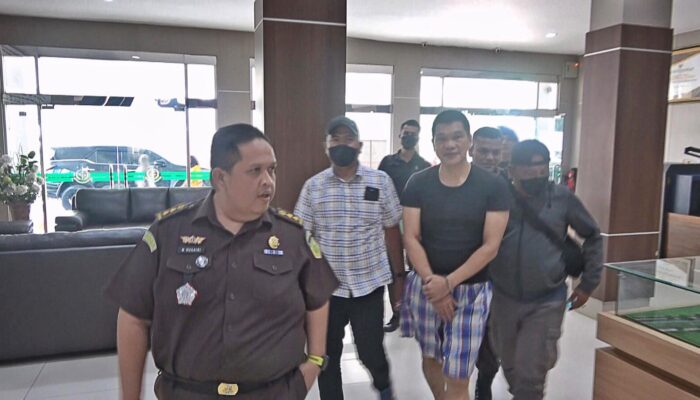 Tim Tabur Kejati Sumut Tangkap DPO Terpidana Penipuan