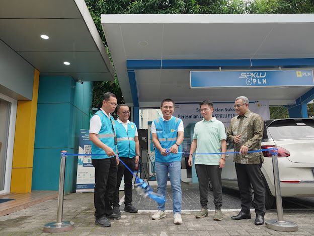 PLN UID Sumut Resmikan Lounge SPKLU Modern