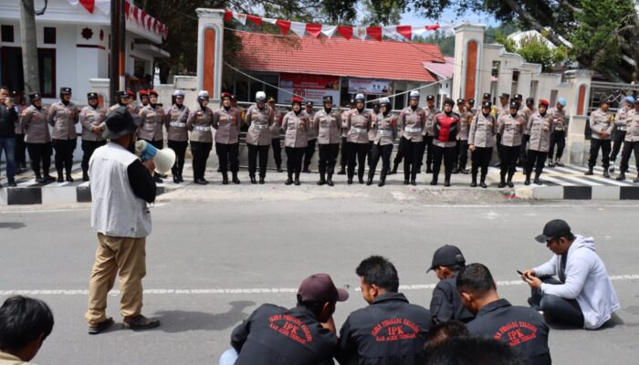 Unjuk Rasa Aliansi Masyarakat Gayo Di DPRK Aceh Tengah Kondusif