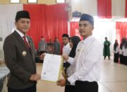 Bupati H. Mirwan Serahkan SK Pengangkatan 100 PPPK Formasi 2024