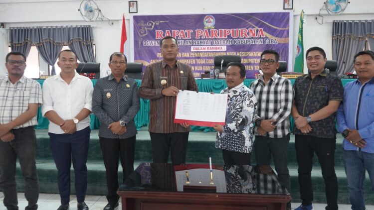 Kabupaten Toba Sepakati Anggaran Rp1 Triliun Untuk APBD 2026